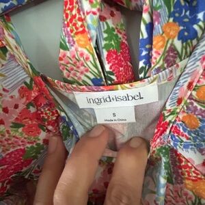 Ingrid & Isabel Floral Dress - flutter sleeves and back tie -would fit medium